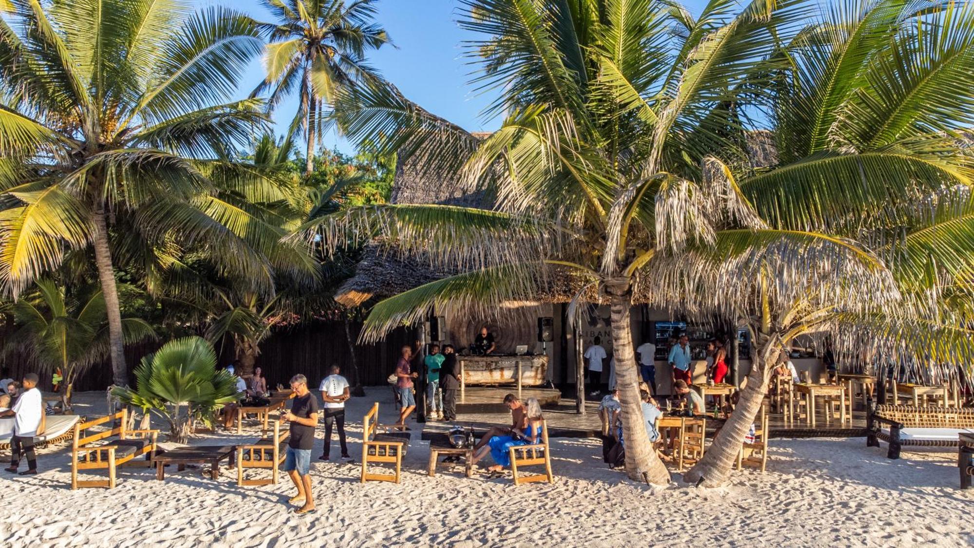 Kibanda Lodge And Beach Club Nungwi Exteriör bild
